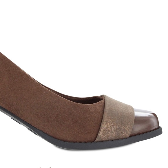 MIA Amore Round Toe Classic Pumps - Picture 6 of 15